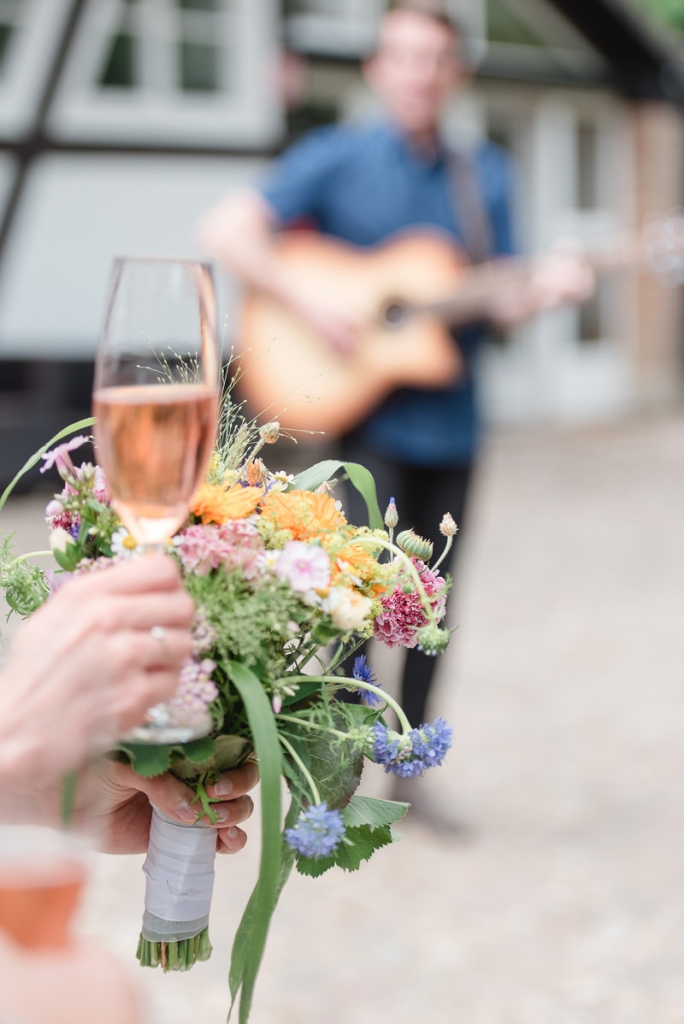 Heiraten_am_See_Hochzeitsfotograf_Seehotel_Neuklostersee